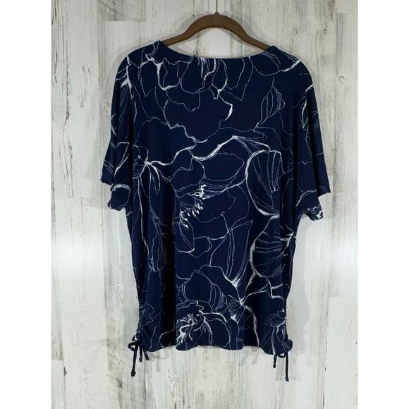 Chicos Blouse Top Size 3 or XL Navy Blue White Floral Side Ties Boxy Stretchy - Picture 2 of 8